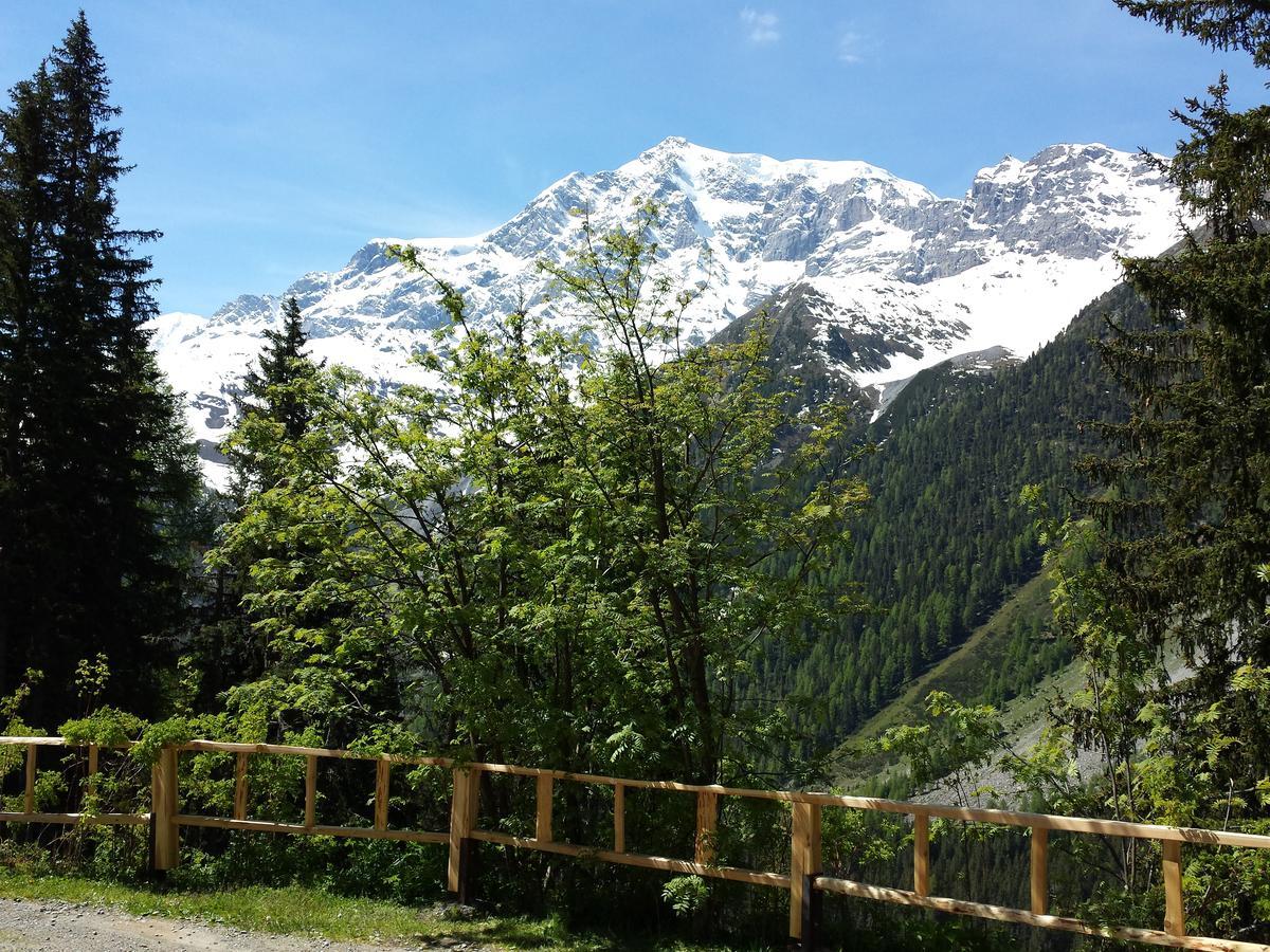 Gasthof Waldruhe Sulden Exterior foto
